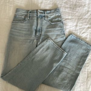 Madewell Perfect Vintage Straight Jean Size 24